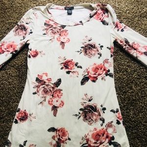 Floral shirt 🌸🌸🌸